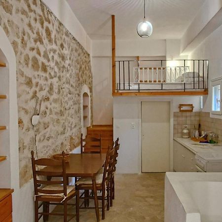 Στούντιο Σε Πέτρινο Σπίτι, Κοντά Σε Παραλία Διαμέρισμα Κυπαρισσία Εξωτερικό φωτογραφία